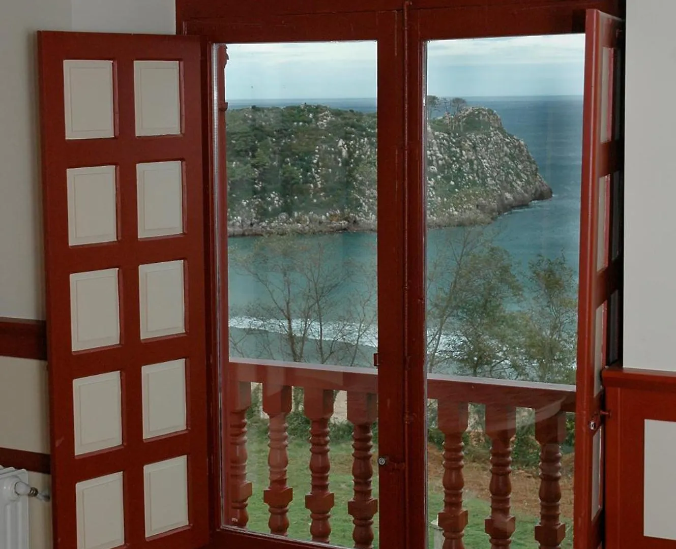 Апарт-отель Hotel Villa Itsaso Лекейтио
